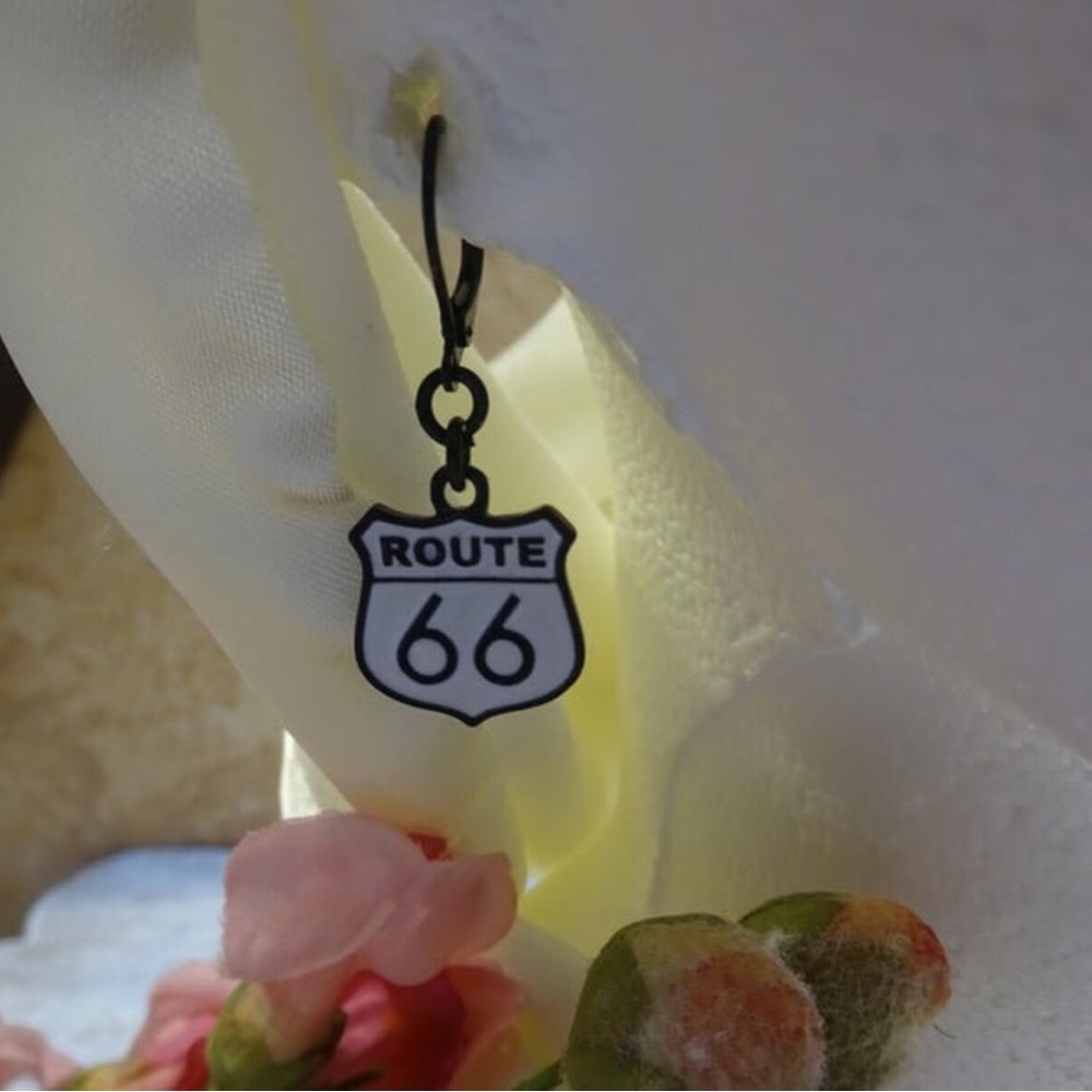 Route 66 Earrings Set